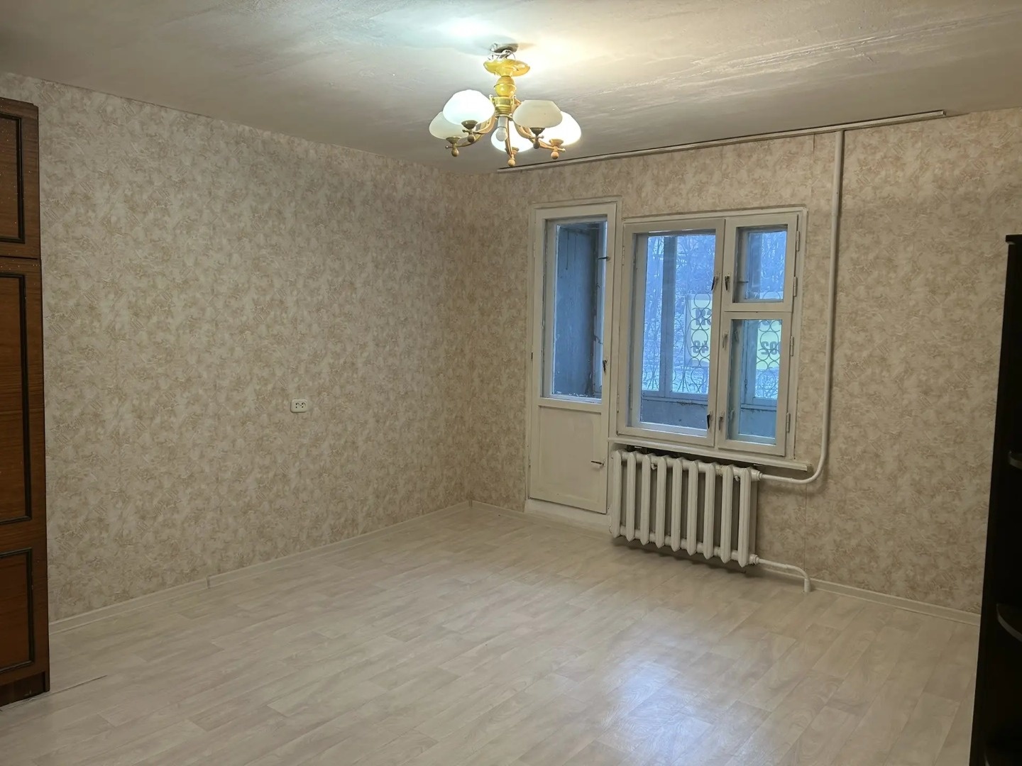 Продается 1к квартира в Октябрьском районе

Отличный вариант для маленькой семьи, пожилого человека
Также отлично подойдет для инвестиции (ликвидная локация)

Квартира после косметического ремонта

Удачное местоположение:
- Удобная транспортная развязка
- Детские сады
- Школа
- Магазины
- Набережная