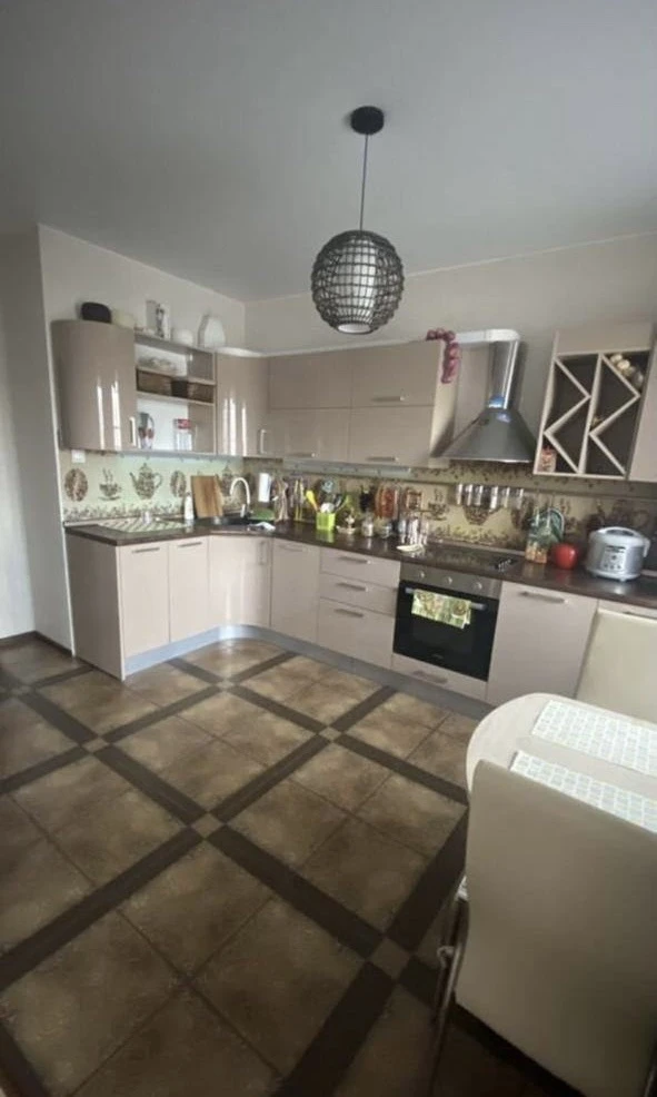 Продается 1к квартира с хорошим ремонтом в правобережном районе

Квартира солнечная теплая

Сделан современный ремонт, использованы качественные материалы

Новым собственникам остается вся мебель и бытовая техника

Любая форма расчета, полная стоимость в договоре

Звоните и покупайте эту квартиру

